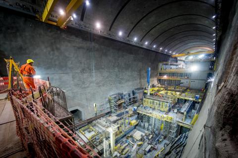 Pumped-storage hydroelectricity plant
